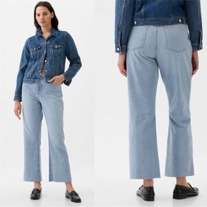 GAP KIck Fit Flare Jeans Size 14 / 32 Light Wash Stretch Denim Coastal Classic